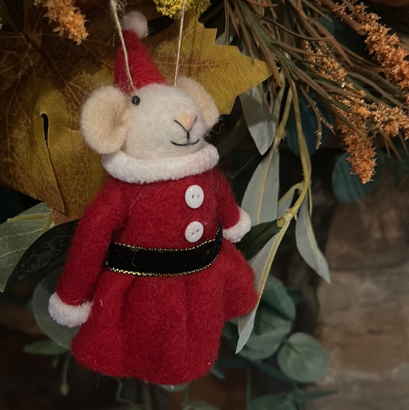 Mrs Claus Mouse