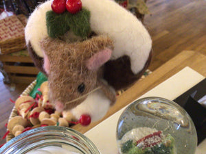 Felted mouse through puddles