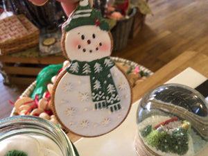 Gisela Graham gingerbread snowman